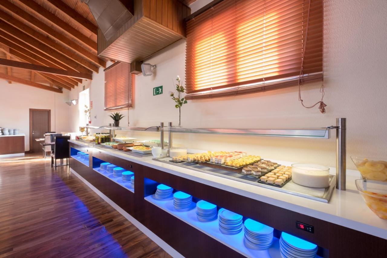 Aparthotel Las Dunas Chiclana de la Frontera Ngoại thất bức ảnh