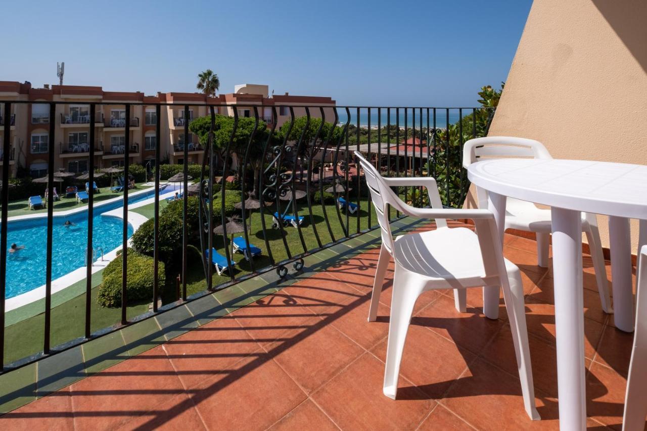 Aparthotel Las Dunas Chiclana de la Frontera Ngoại thất bức ảnh