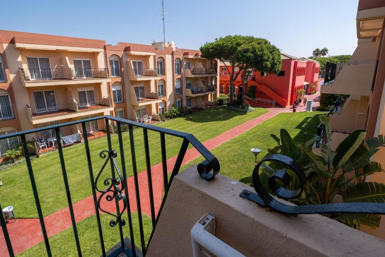Aparthotel Las Dunas Chiclana de la Frontera Ngoại thất bức ảnh