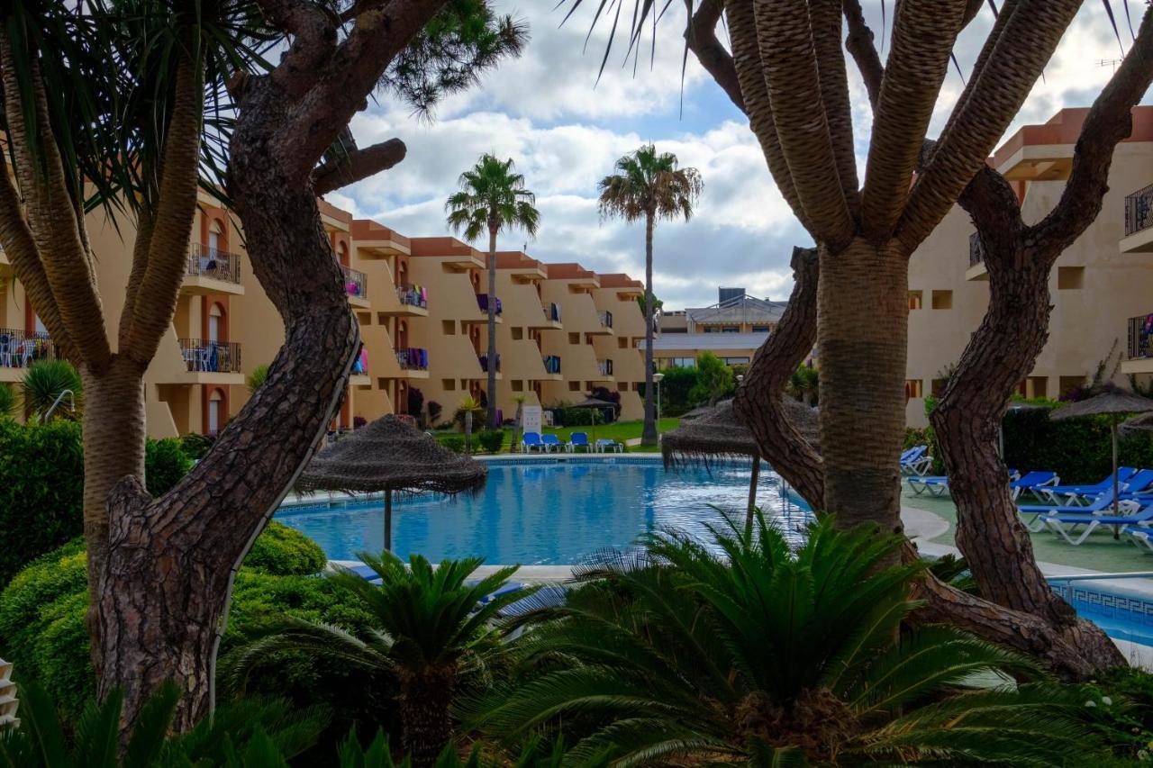 Aparthotel Las Dunas Chiclana de la Frontera Ngoại thất bức ảnh