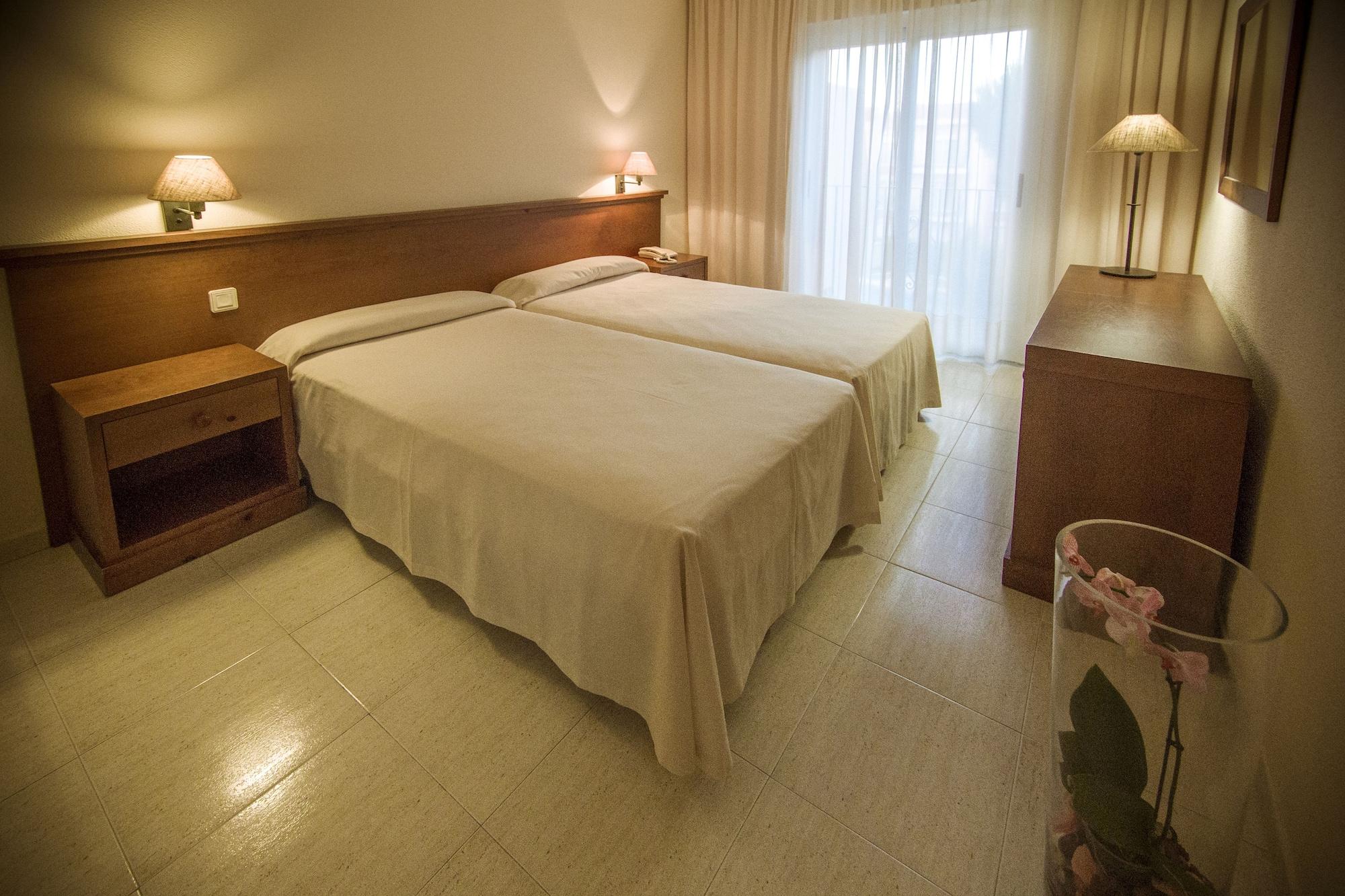 Aparthotel Las Dunas Chiclana de la Frontera Ngoại thất bức ảnh