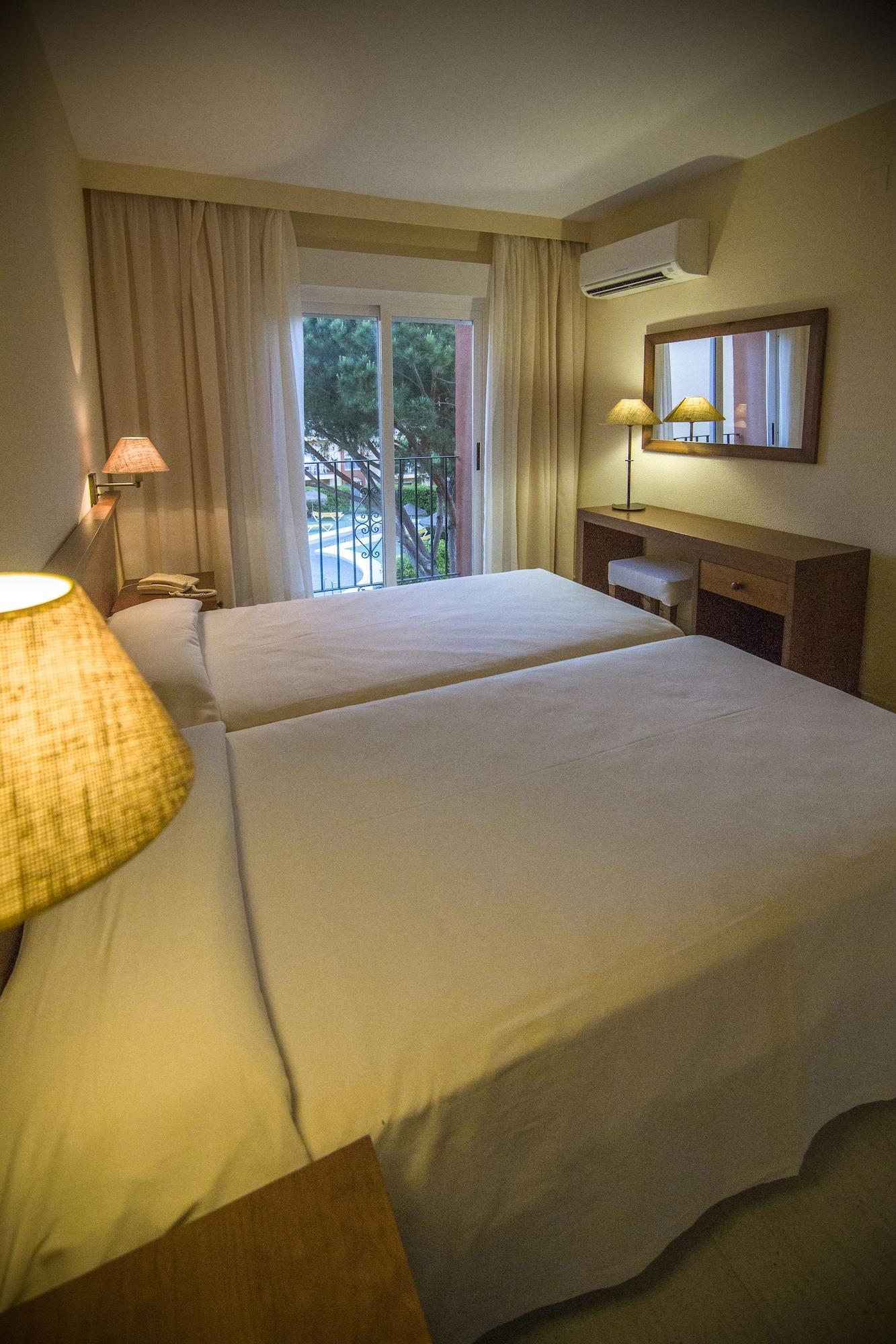 Aparthotel Las Dunas Chiclana de la Frontera Ngoại thất bức ảnh