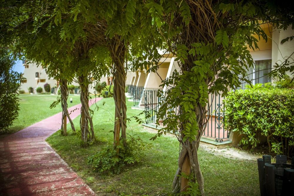 Aparthotel Las Dunas Chiclana de la Frontera Ngoại thất bức ảnh