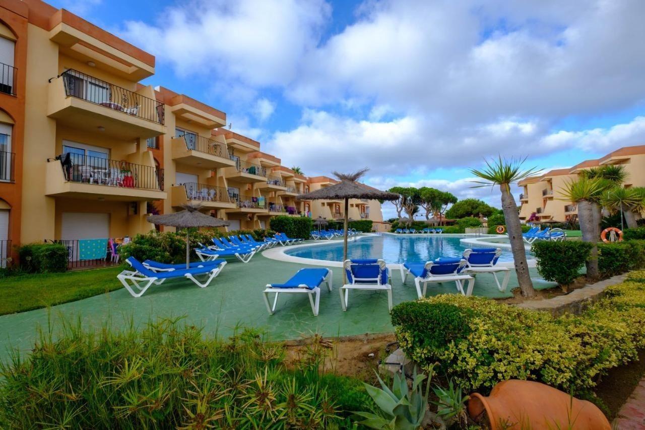 Aparthotel Las Dunas Chiclana de la Frontera Ngoại thất bức ảnh