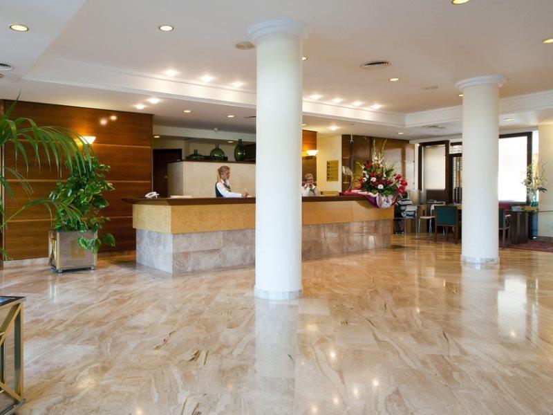 Aparthotel Las Dunas Chiclana de la Frontera Ngoại thất bức ảnh