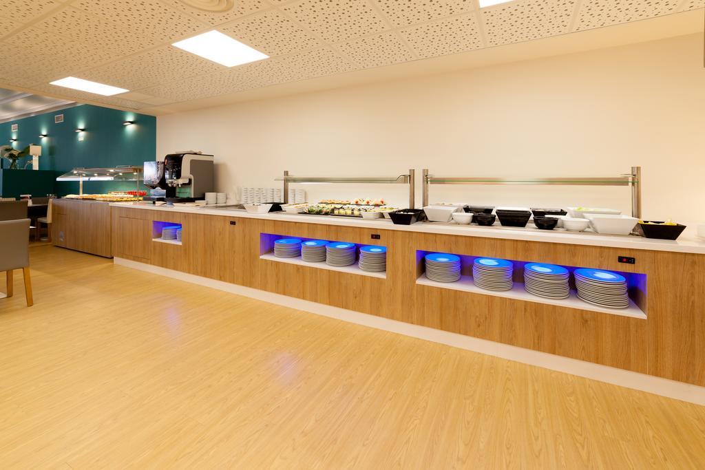 Aparthotel Las Dunas Chiclana de la Frontera Ngoại thất bức ảnh