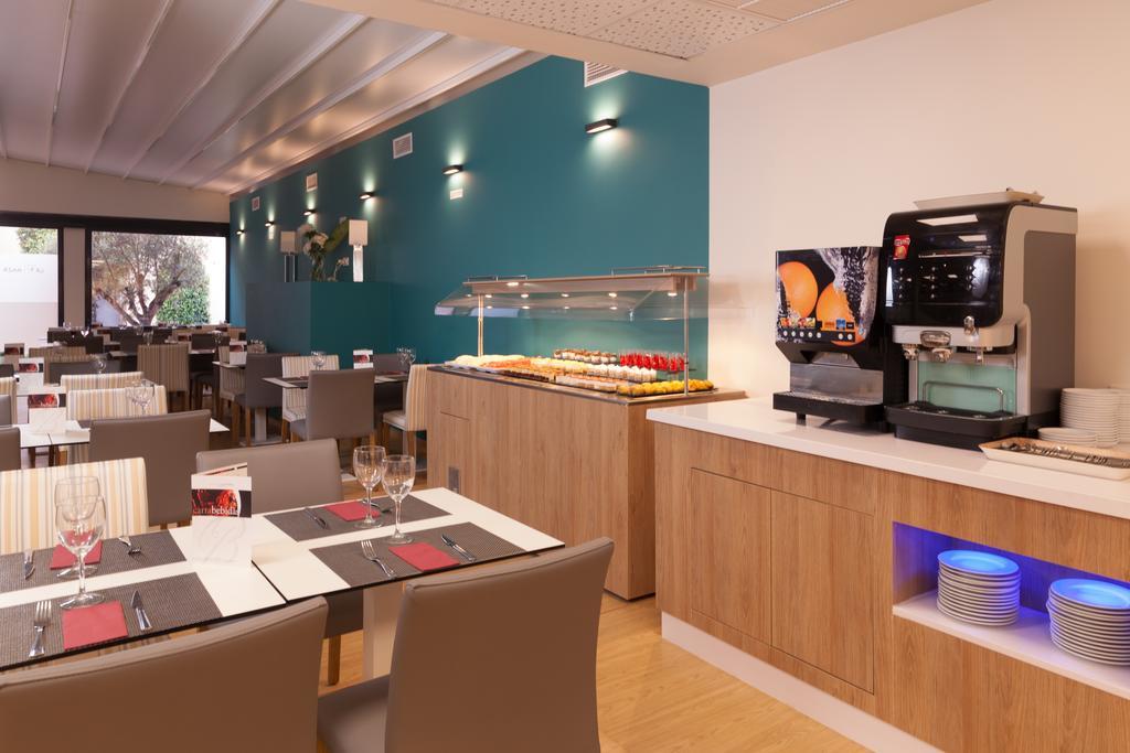 Aparthotel Las Dunas Chiclana de la Frontera Ngoại thất bức ảnh