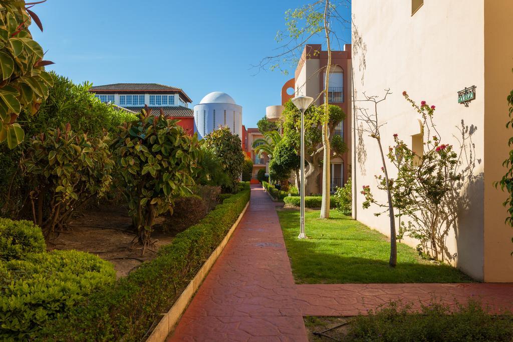 Aparthotel Las Dunas Chiclana de la Frontera Ngoại thất bức ảnh